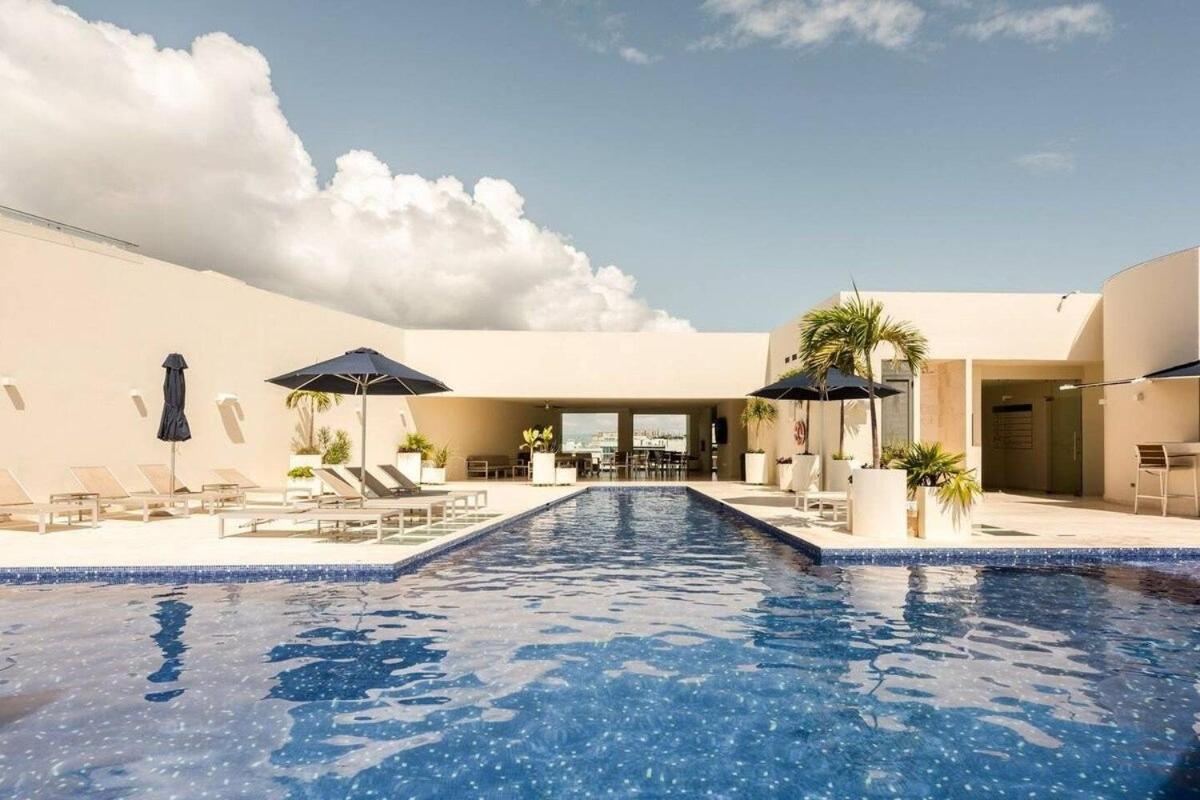 Apartamento 1 Rec. | A Pasos De La Playa | Roof C/Vista Al Mar Playa del Carmen Exterior foto